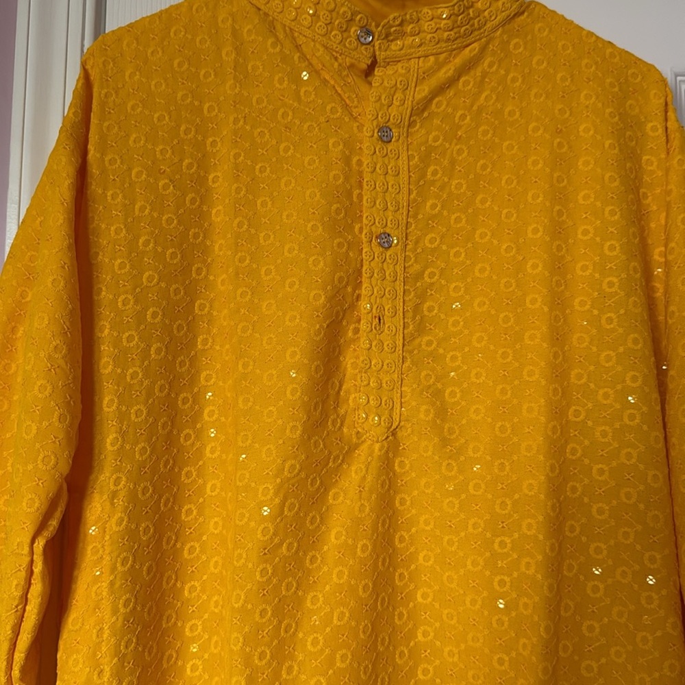 Men's Yellow Embroidered Kurta